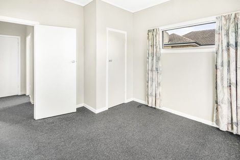 Photo of property in 233 Cambridge Road, Hillcrest, Hamilton, 3216