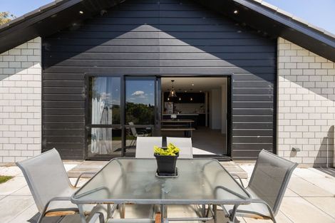 Photo of property in 2 Moule Street, Kihikihi, Te Awamutu, 3800