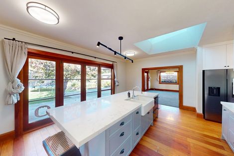 Photo of property in 10 Saint Johns Avenue, Palmerston North, 4414