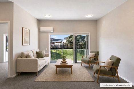 Photo of property in 3/14 Atkinson Street, Newlands, Wellington, 6037