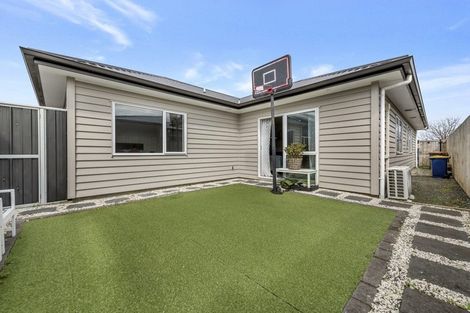 Photo of property in 25 Kapowai Boulevard, Takanini, 2112