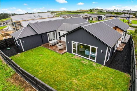Photo of property in 36 Te Rata Boulevard, Karaka, 2124