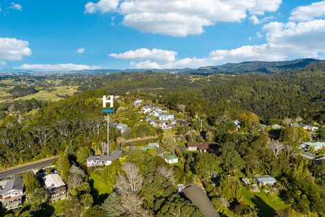 Photo of property in 1135 Scenic Drive North, Swanson, Auckland, 0816