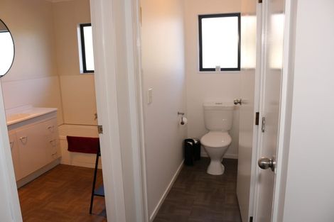 Photo of property in 35 Sherwill Street, Feilding, 4702