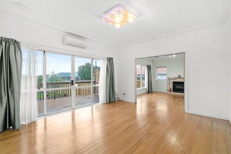 Photo of property in 2 Kelvyn Grove, Manurewa, Auckland, 2102