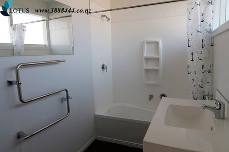 Photo of property in 39 Prestons Road, Redwood, Christchurch, 8051