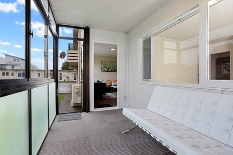 Photo of property in 11/5 Keeling Road, Henderson, Auckland, 0612