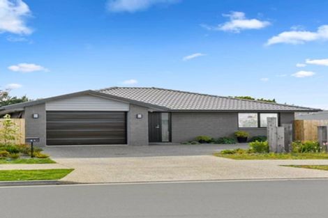 Photo of property in 21 Taffe Crescent, Pyes Pa, Tauranga, 3112