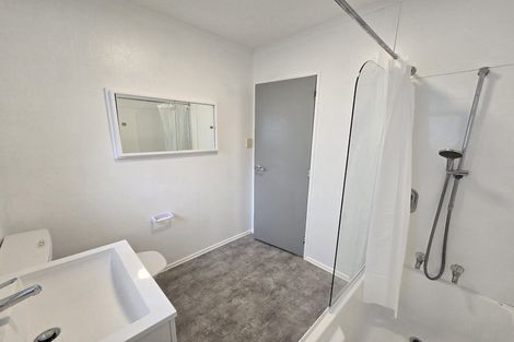 Photo of property in 51b Mana View Road, Paremata, Porirua, 5026