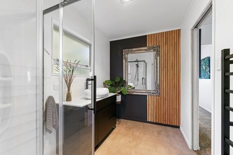 Photo of property in 9 Matai Place, Waikawa, Picton, 7220