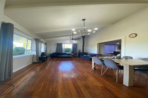 Photo of property in 294 Main North Road, Redwood, Christchurch, 8051