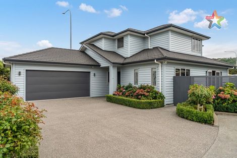 Photo of property in 8c Glen Iris Grove, Woburn, Lower Hutt, 5010