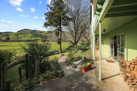 Photo of property in 1 Logan Road, Paeroa, 3600