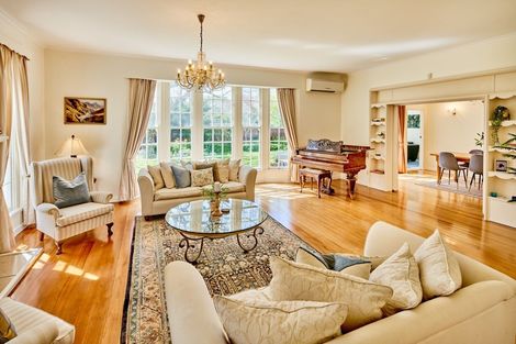 Photo of property in 2 Hautana Square, Woburn, Lower Hutt, 5010