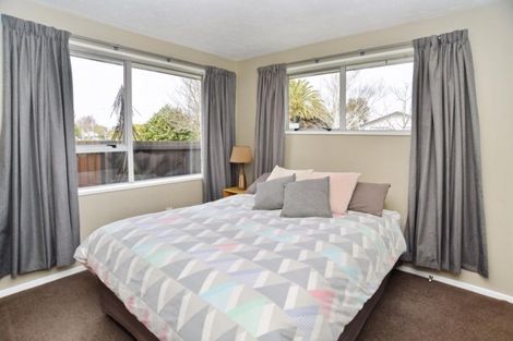 Photo of property in 63 Solomon Avenue, Redwood, Christchurch, 8051