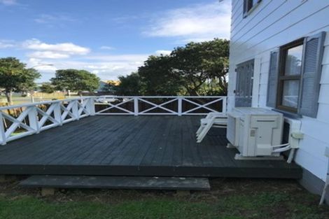 Photo of property in 1/22 Highland Park Drive, Highland Park, Auckland, 2010