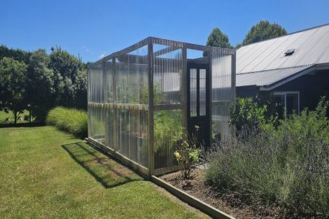 Photo of property in 28 Melville Road, Omanawa, Tauranga, 3171