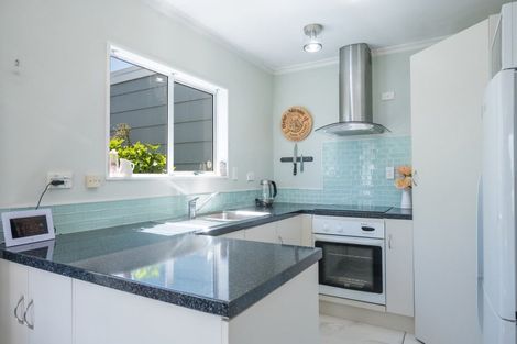 Photo of property in 198 The Ridgeway, Stoke, Nelson, 7011