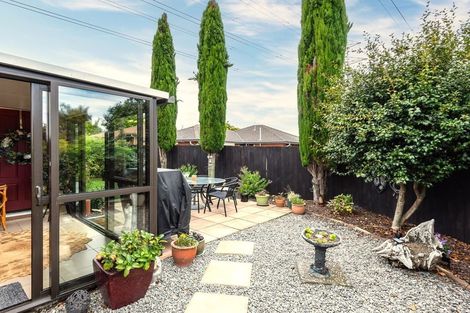 Photo of property in 14a Algie Place, Avonhead, Christchurch, 8042