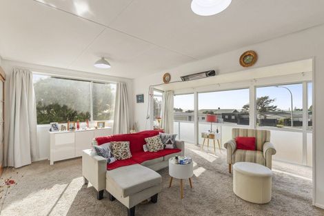 Photo of property in 45 Hume Street, Waitara, 4320