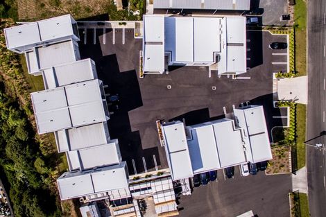 Photo of property in 1/86 Hurlstone Drive, Waiwhakaiho, New Plymouth, 4312