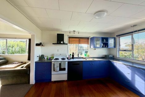 Photo of property in 74 Parris Street, Waitara, 4320