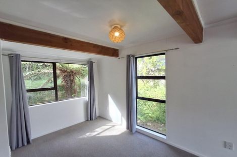 Photo of property in 3 Hazlewood Avenue, Karori, Wellington, 6012