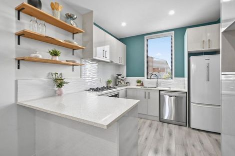 Photo of property in 14 Dignity Street, Papakura, 2110