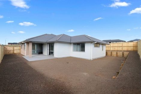 Photo of property in 8 Loader Place, Pokeno, 2402