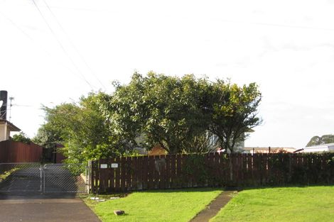 Photo of property in 1 Antrim Crescent, Otara, Auckland, 2023