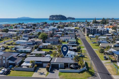 Photo of property in 120 Aickin Road, Whangamata, 3620