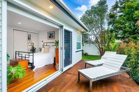 Photo of property in 55a Premier Avenue, Point Chevalier, Auckland, 1022