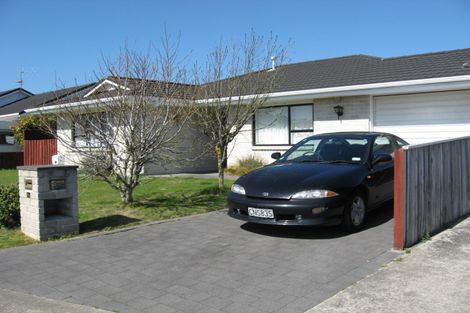 Photo of property in 8a Hadleigh Court, Paraparaumu, 5032