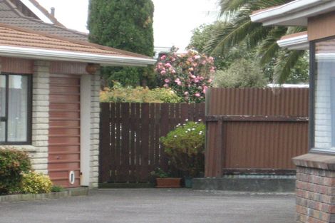 Photo of property in 11/2 Tukapa Street, Westown, New Plymouth, 4310