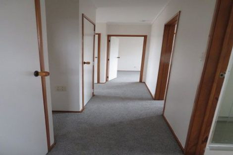 Photo of property in 4171a Great North Road, Glen Eden, Auckland, 0602