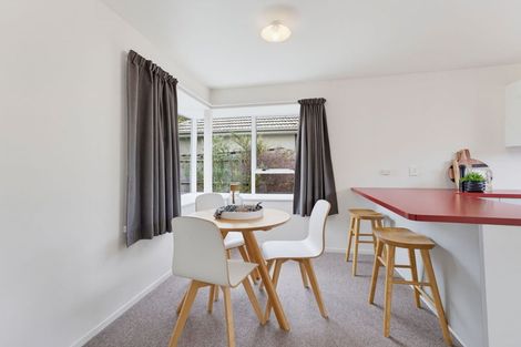 Photo of property in 2/2 Bentley Street, Russley, Christchurch, 8042
