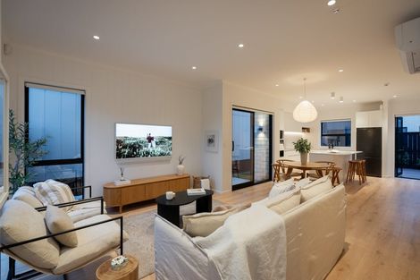 Photo of property in 12 Papai Lane, Massey, Auckland, 0614