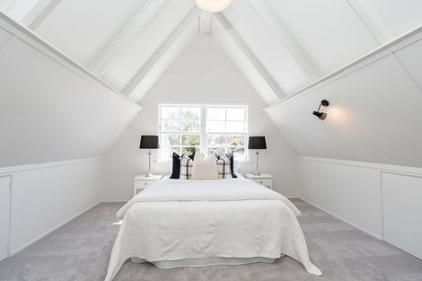 Photo of property in 10 Woodstock Road, Fairfield, Hamilton, 3214