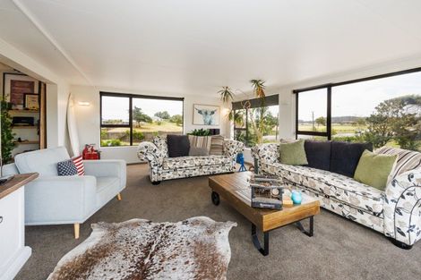 Photo of property in 38 Russell Street, Foxton, 4814