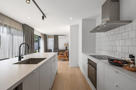 Photo of property in 25a Hereford Street, West End, Palmerston North, 4410