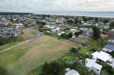 Photo of property in 41 Taonui Street, Waitarere Beach, Levin, 5510