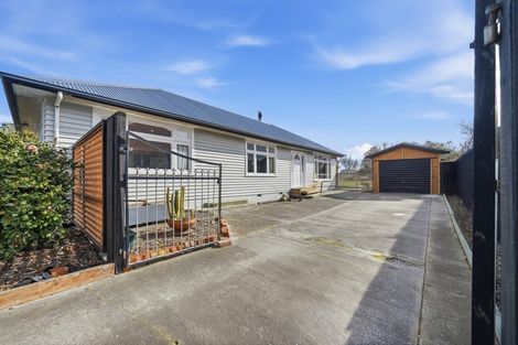 Photo of property in 317 Wainoni Road, Avondale, Christchurch, 8061
