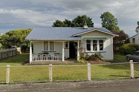 Photo of property in 10 Tennyson Street, Dannevirke, 4930
