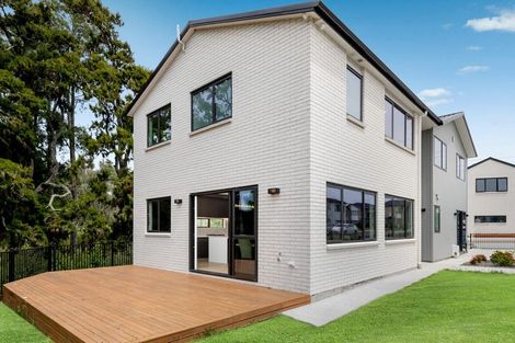 Photo of property in 27 Tannaghmore Drive, Flat Bush, 2019