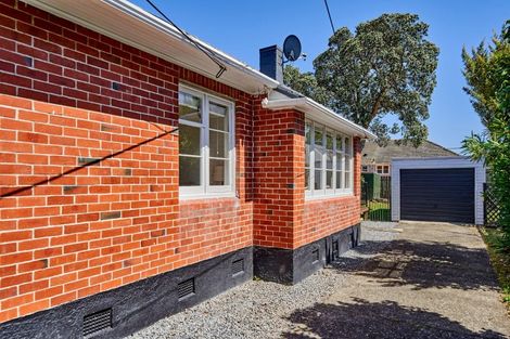 Photo of property in 55 Naenae Road, Naenae, Lower Hutt, 5011