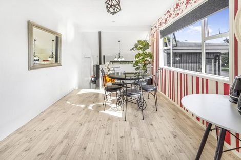 Photo of property in 32 Chedworth Avenue, Chedworth, Hamilton, 3210