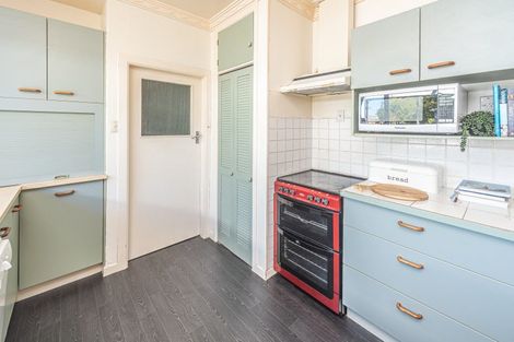 Photo of property in 33 Brassey Road, Saint Johns Hill, Whanganui, 4500