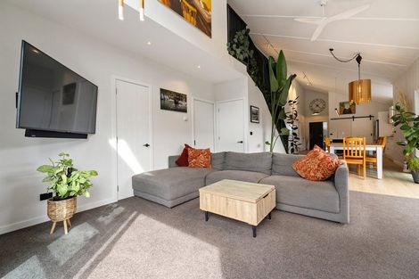 Photo of property in 6 Shepherd Road, Jacks Point, Queenstown, 9371