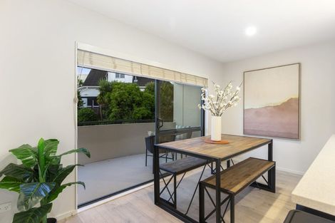 Photo of property in 3/262 Onewa Road, Birkenhead, Auckland, 0626