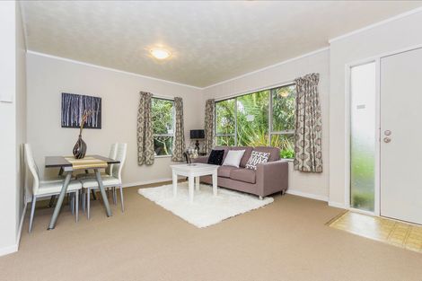 Photo of property in 1/68 Astley Avenue, New Lynn, Auckland, 0600